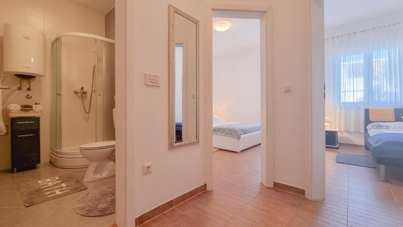 Lea Apartman Novigrad Istria Kültér fotó