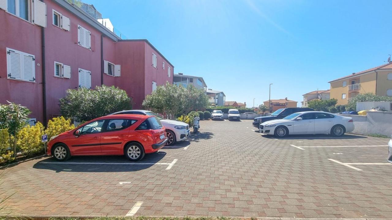 Lea Apartman Novigrad Istria Kültér fotó